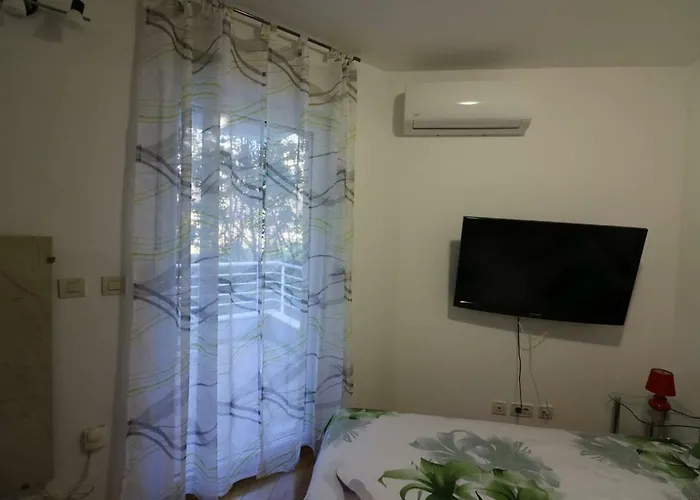 Benedetta Apartment *